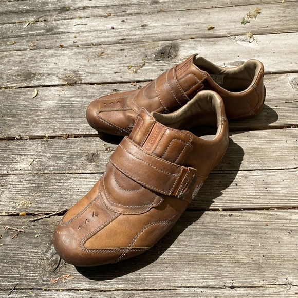Men’s Lacoste brown leather shoes - Picture 6 of 8